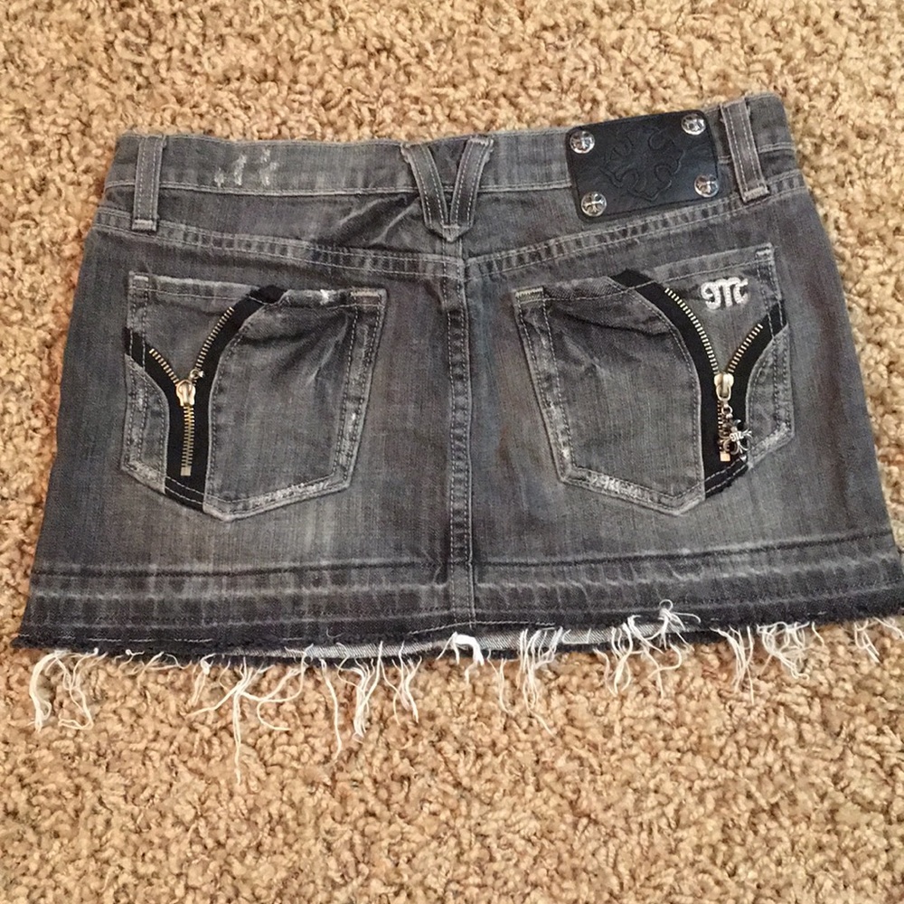 Miss me, Grey jean skirt.